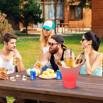 Balde de Gelo com Caixa de Som Bluetooth SOM-0230 – Gelo, Música e Iluminação em um Só Produto