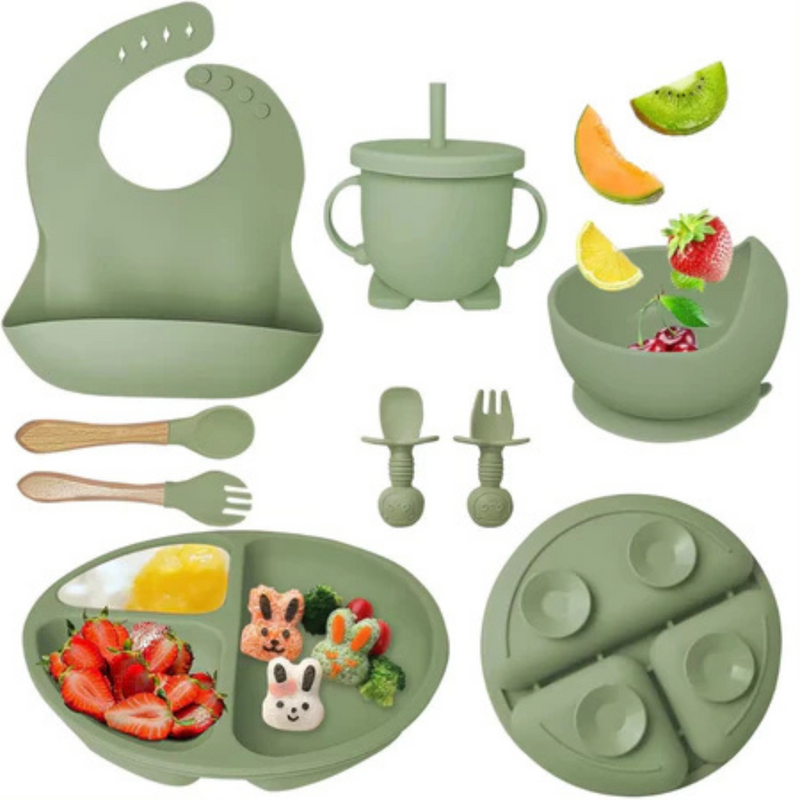 Kit Introdução Alimentar Bebê 8 Peças – Silicone Premium Verde Escuro | Segurança, Praticidade e Muito Estilo na Primeira Refeição
