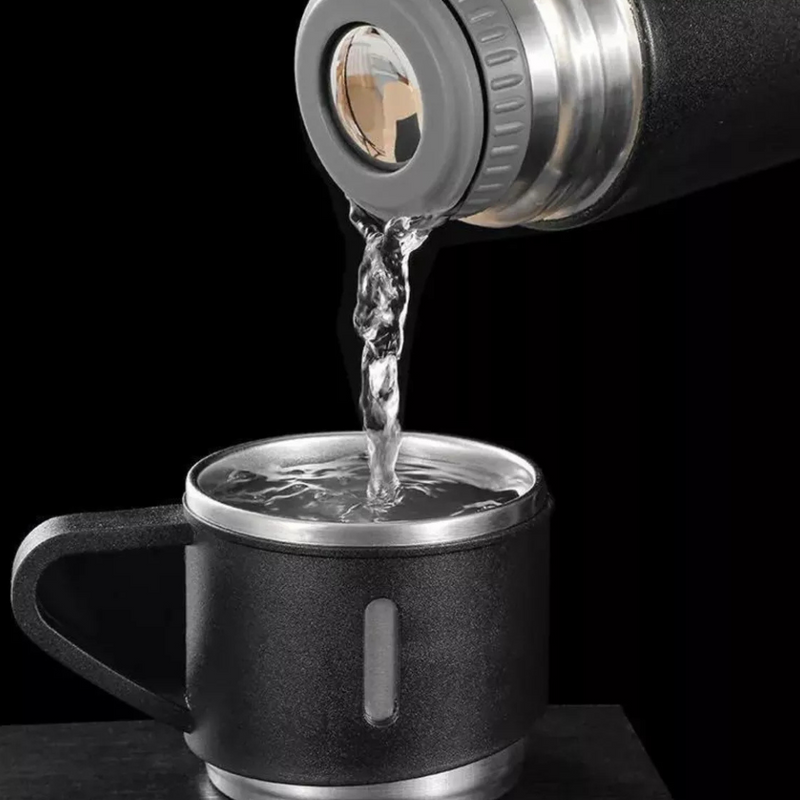 Kit Garrafa Térmica 500ML + 3 Xícaras em Aço Inoxidável - Preto | Estilo, Durabilidade e Conservação
