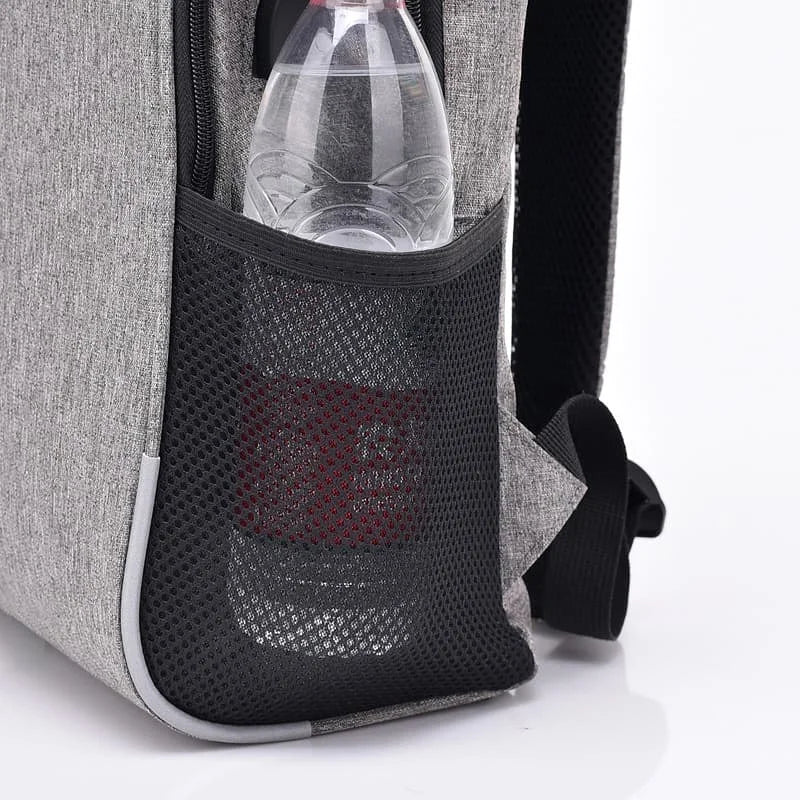 Mochila Masculina Executiva Anti-Furto com Entrada USB e Cadeado com Senha – Segurança, Estilo e Praticidade em Um Só Produto