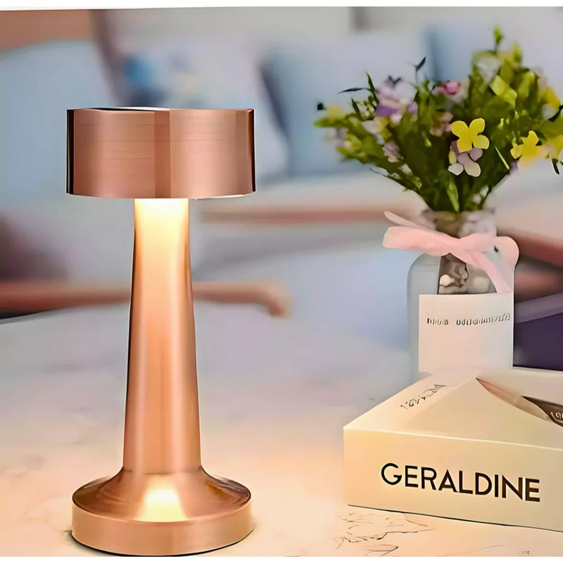 Luminária LED de Mesa Touch Sem Fio – Sofisticação, Tecnologia e Luz na Medida Certa