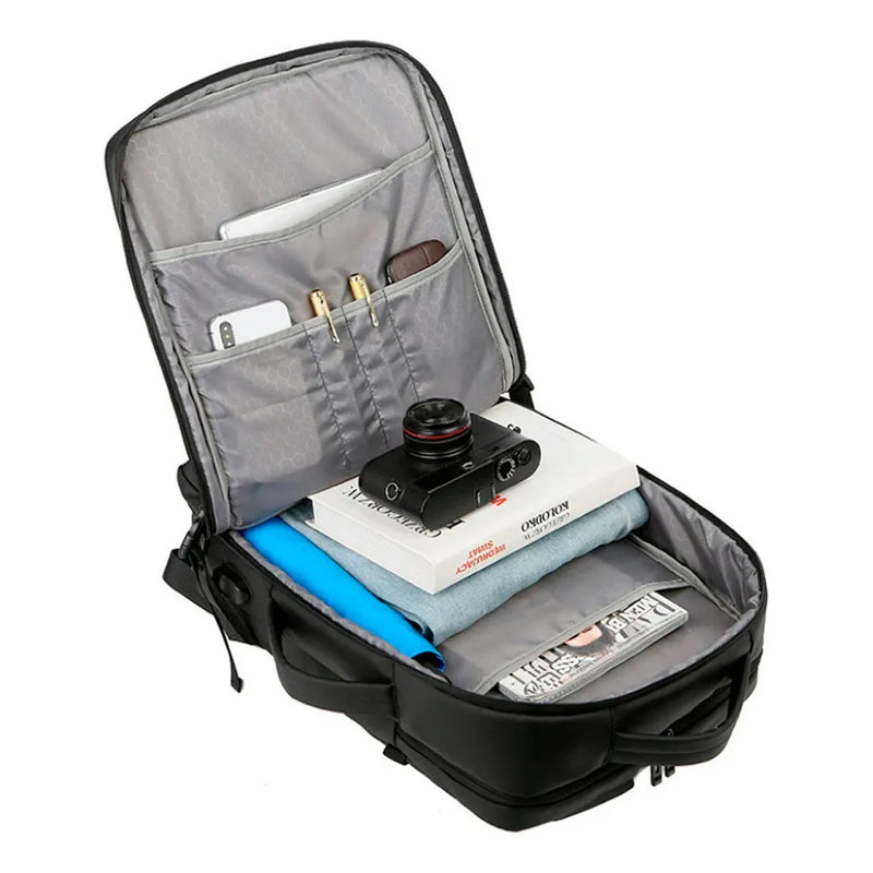 Mochila Pasta Executiva para Notebook 17” com Entrada USB – Elegância, Funcionalidade e Proteção no Seu Ritmo Profissional