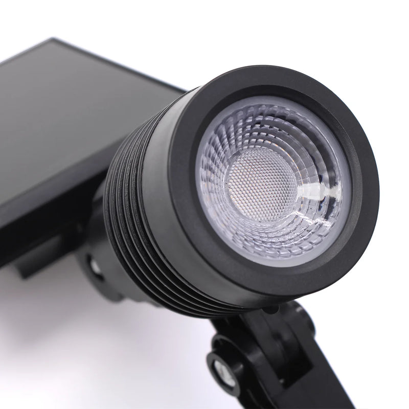 X Kit com 2 Luminárias LED de Energia Solar Spot 10W – Iluminação Sustentável e Elegante para Seu Jardim