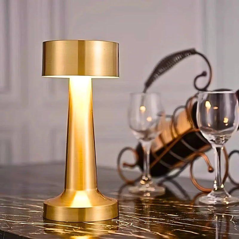 Luminária LED de Mesa Touch Sem Fio – Sofisticação, Tecnologia e Luz na Medida Certa