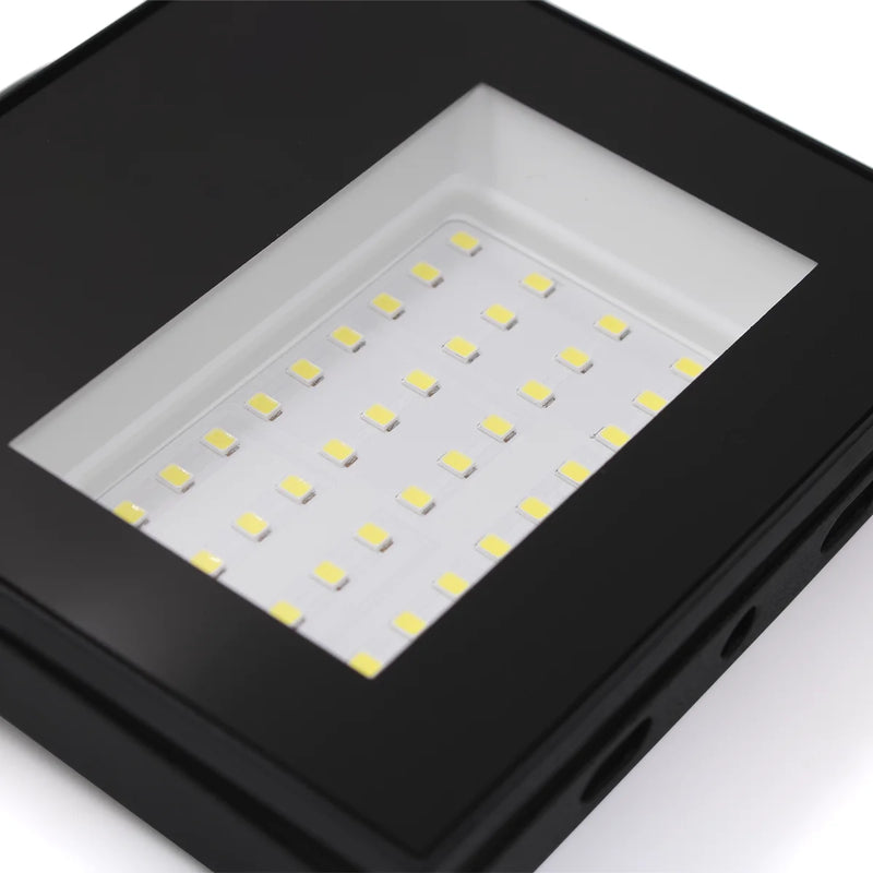 Kit 4 Refletores LED 100W Bivolt IP66 – Iluminação Externa de Alta Potência e Economia