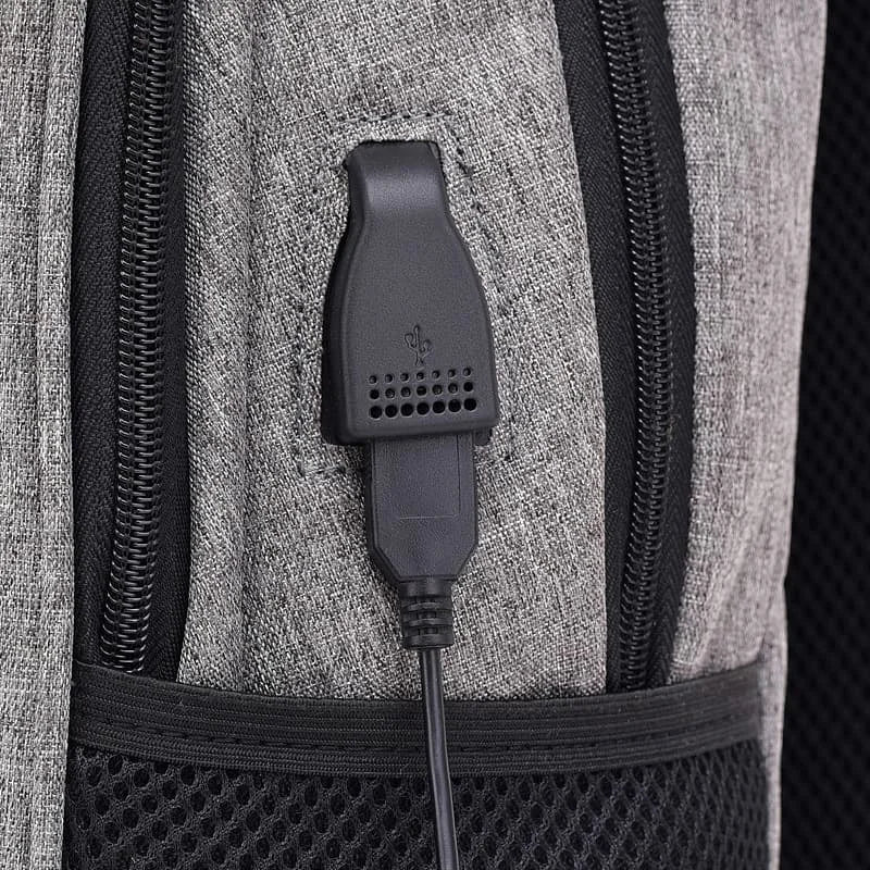 Mochila Masculina Executiva Anti-Furto com Entrada USB e Cadeado com Senha – Segurança, Estilo e Praticidade em Um Só Produto