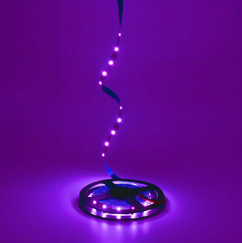 Fita LED UV Luz Negra 5 Metros com Fonte – Efeitos Incríveis com Estilo e Versatilidade