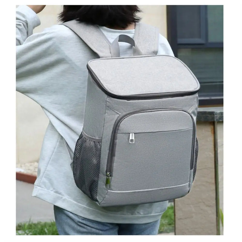 Mochila Térmica Impermeável FreezePro – Refrigeração de Alta Performance em Qualquer Aventura