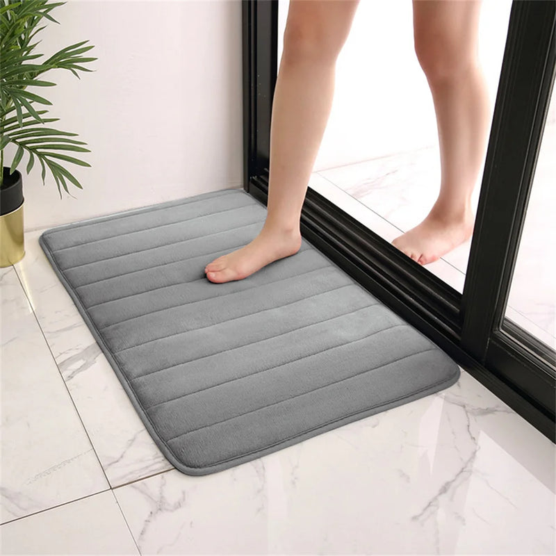 Tapete de Banheiro Super Absorvente com Espuma de Memória – Conforto e Segurança a Cada Passo