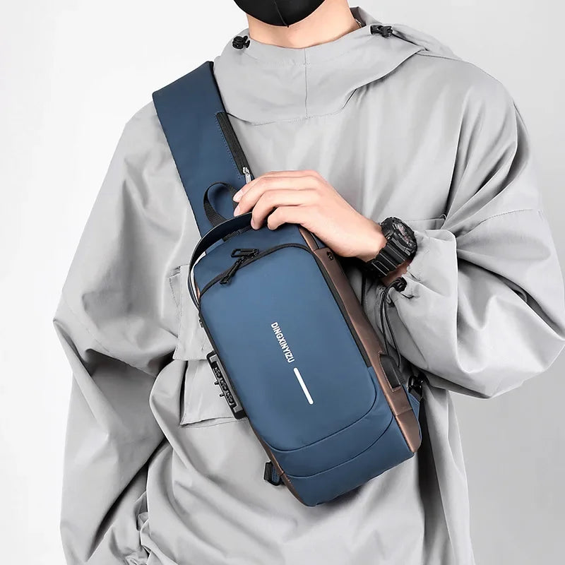 Bolsa Transversal Masculina Antifurto com USB – Ideal para Escola, Viagens e o Dia a Dia