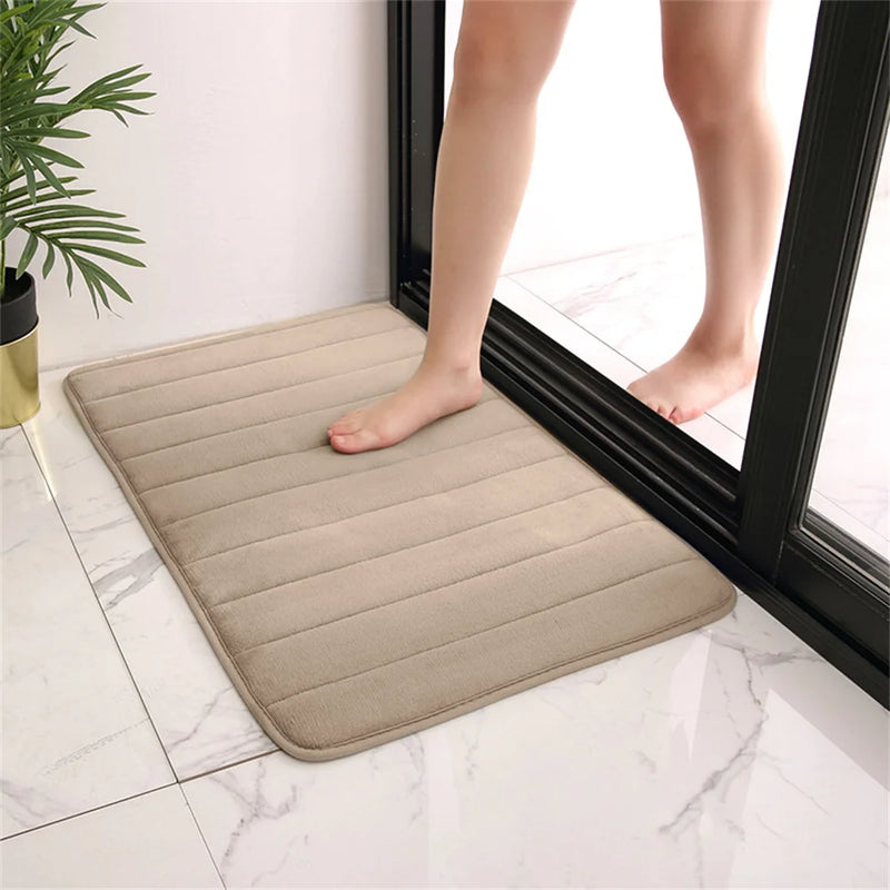 Tapete de Banheiro Super Absorvente com Espuma de Memória – Conforto e Segurança a Cada Passo