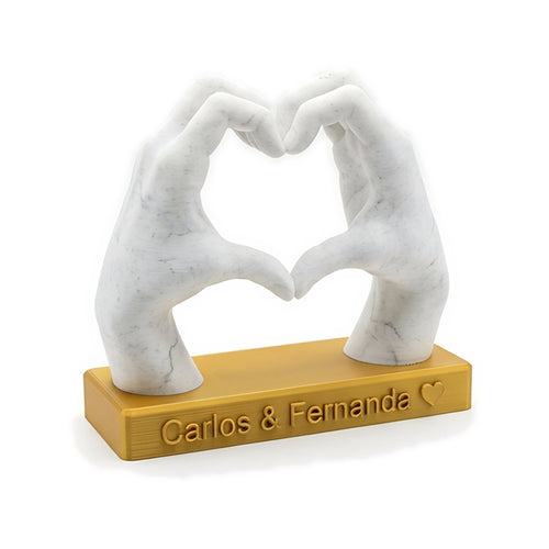 Escultura Mãos Formando Coração com Nomes — Rucca 3D