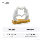 Escultura Mãos Formando Coração com Nomes — Rucca 3D