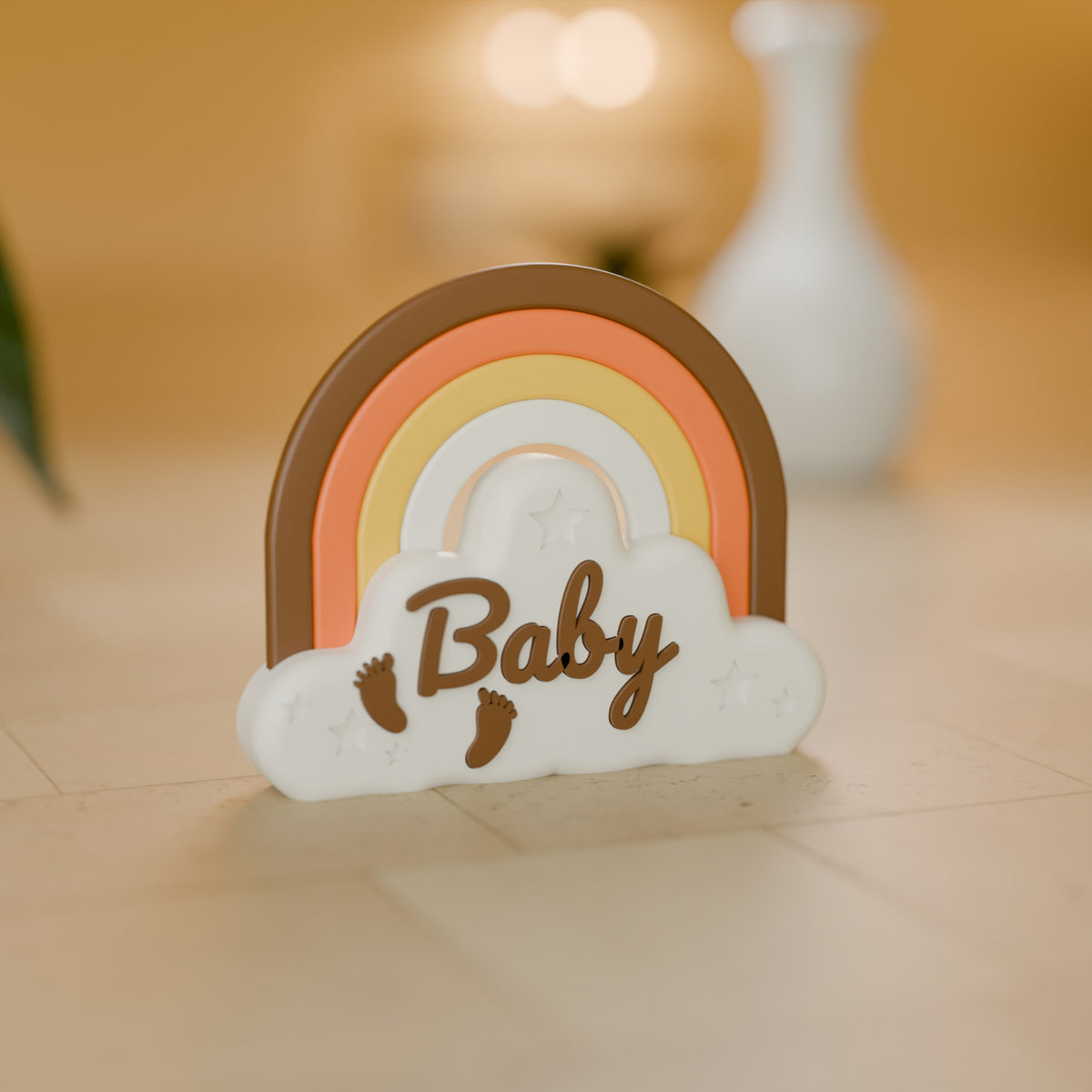 Nuvem com Arco-Íris e Nome do Bebê decorando o ambiente