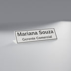 Placa de Mesa com Nome e Cargo, Porta-Canetas e Porta-Cartões, Branco com texto Preto