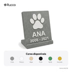 Placa memorial de jardim ou estante com patinha, nome e datas — Rucca 3D