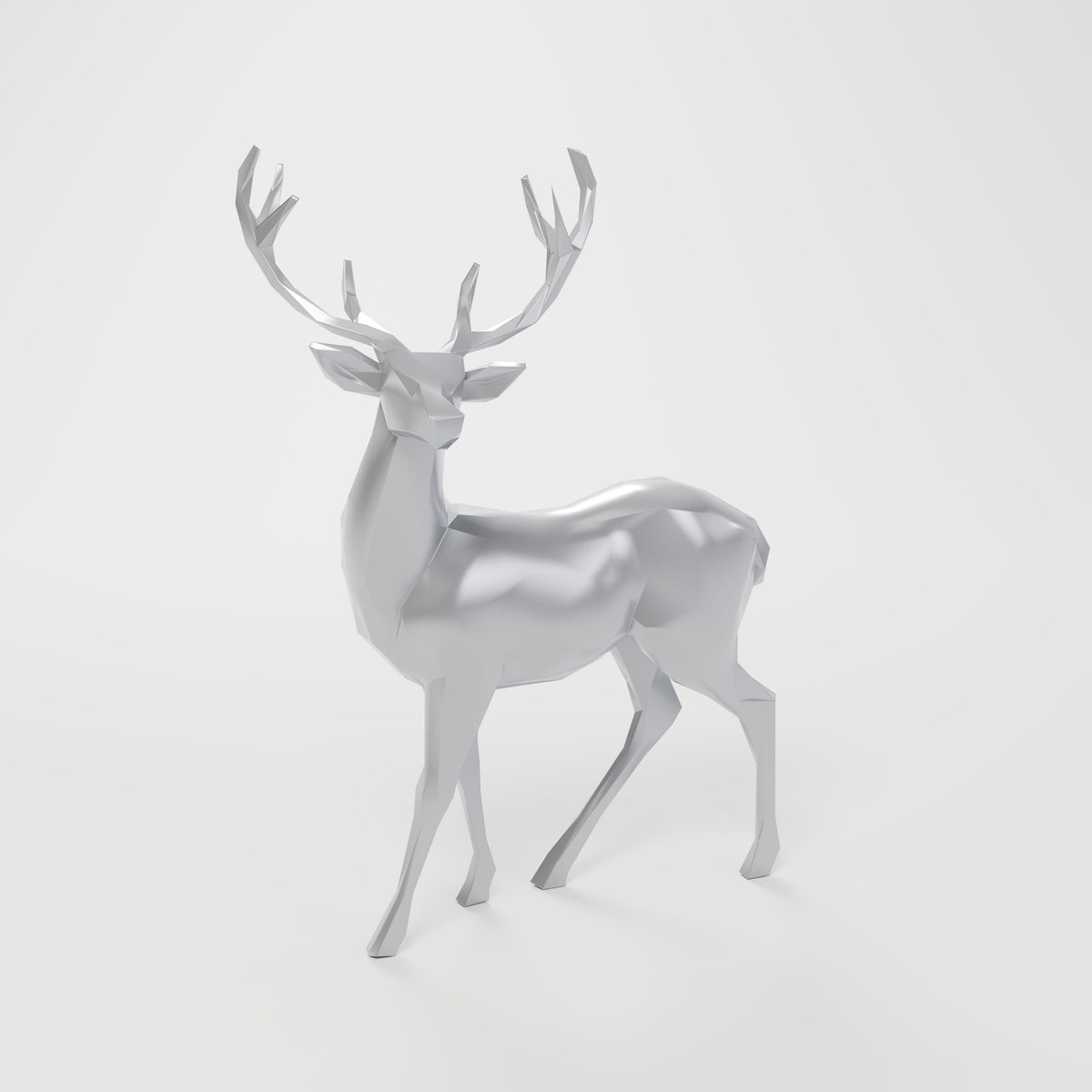 Rena Decorativa Low Poly em Pé, Prata