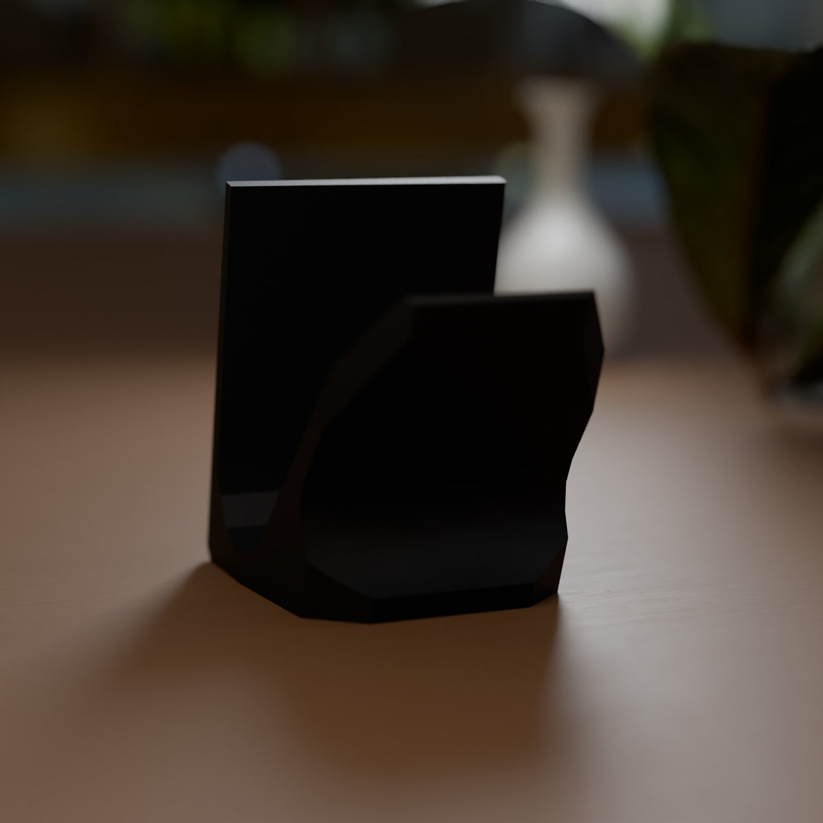 Suporte de Mesa para Controle de Videogame decorando o ambiente